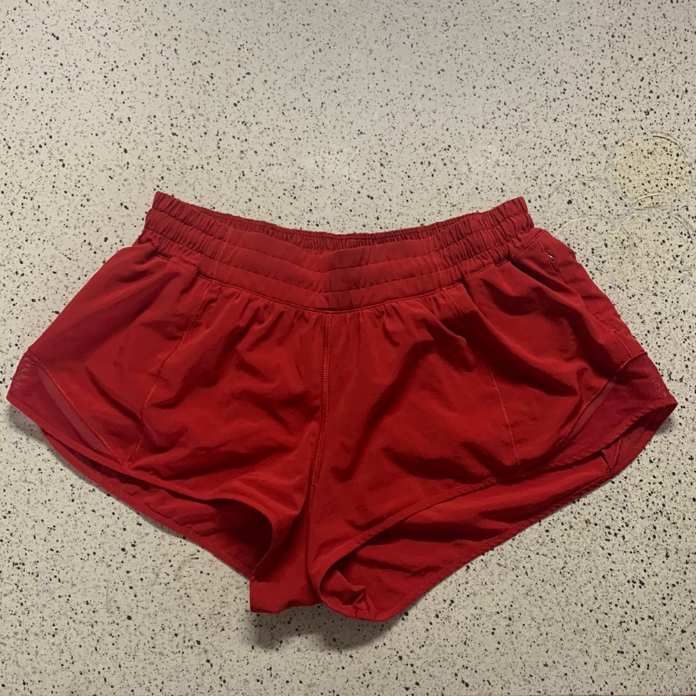 Red Hotty Hot 2.5” lululemon shorts